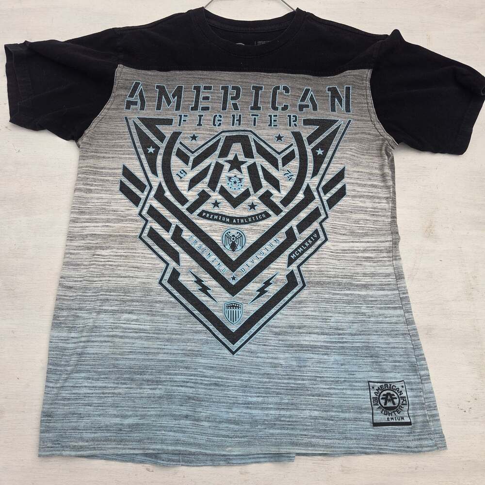 AMERICAN FIGHTER Buckle T-Shirt Men’s Small Graphic Athletic Premium UFC Biker